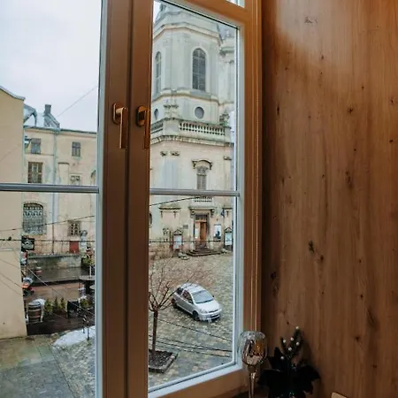 Апартаменти V.i.p Dominikanos Львів