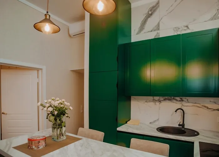 V.i.p Dominikanos إلفيف