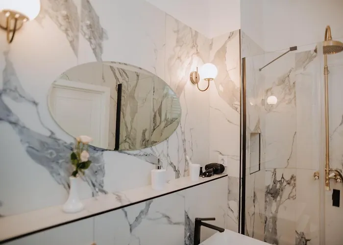 V.i.p Dominikanos * Λβιβ